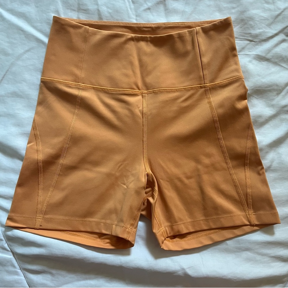 NWOT Girlfriend Collective Compressive Run Shorts